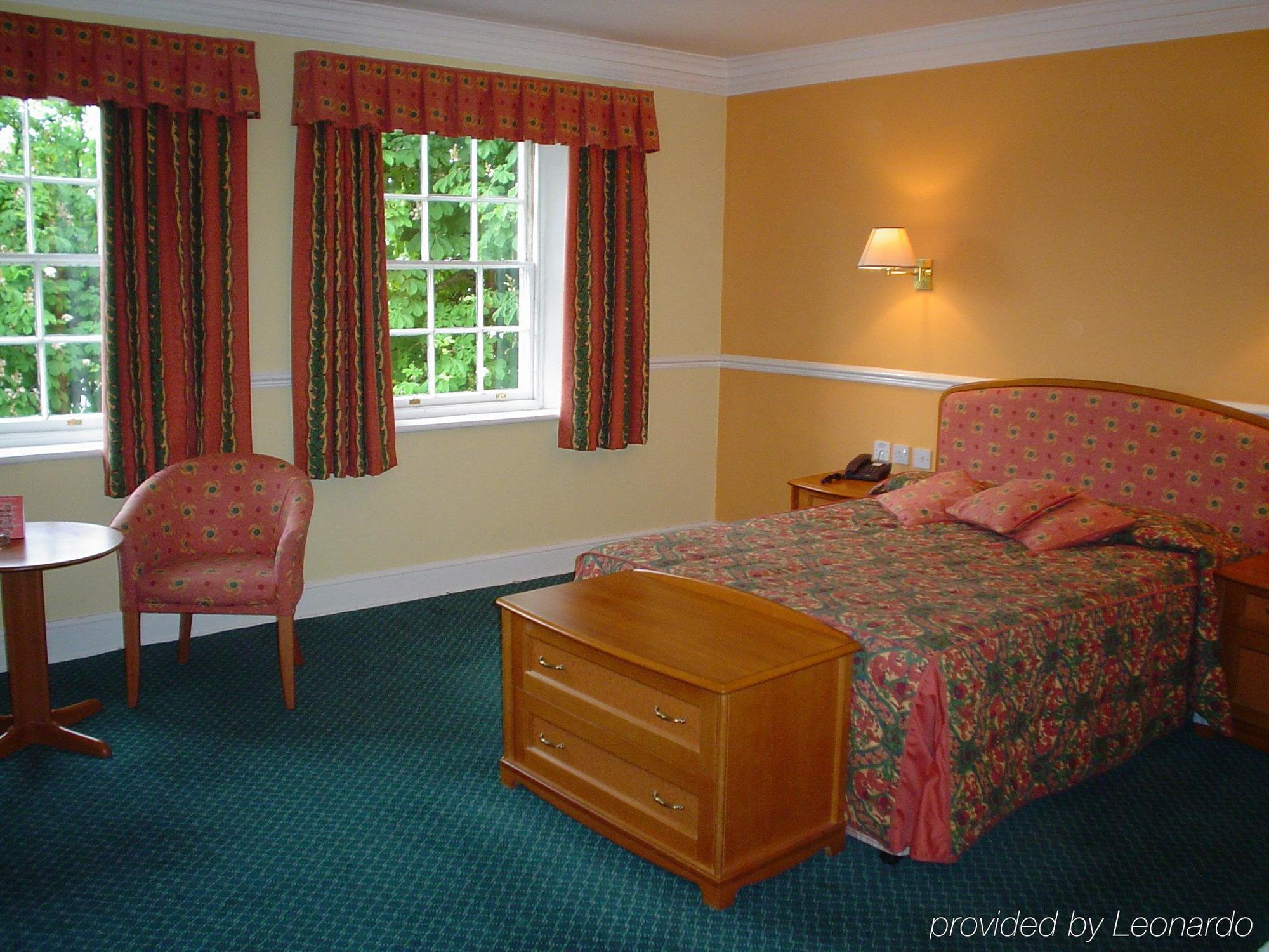 The Georgian, Haslemere, Surrey Quarto foto